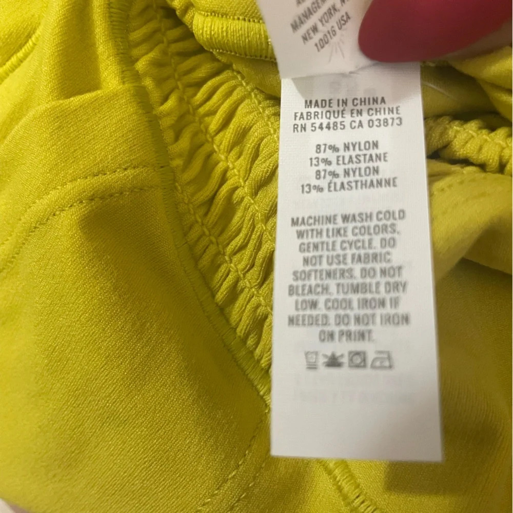Aerie Offline Real Me Hi-Rise Short Court 4” Biker Short -Chartreuse size XS NWT - Picture 9 of 11